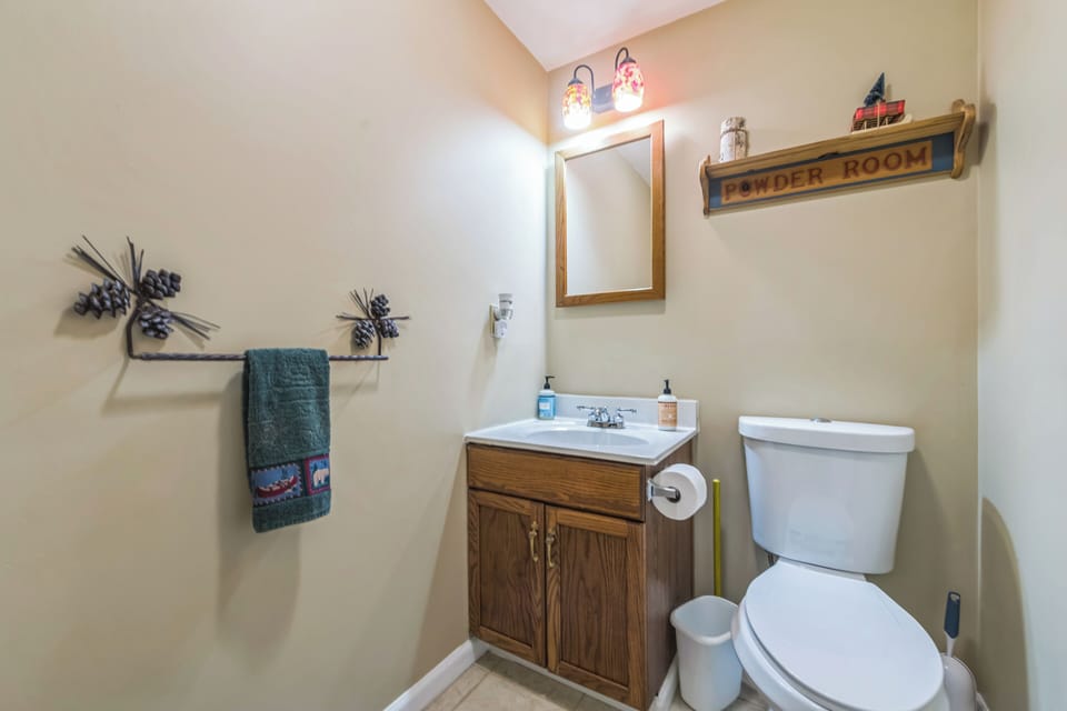 Half bathroom. (Sagamore)