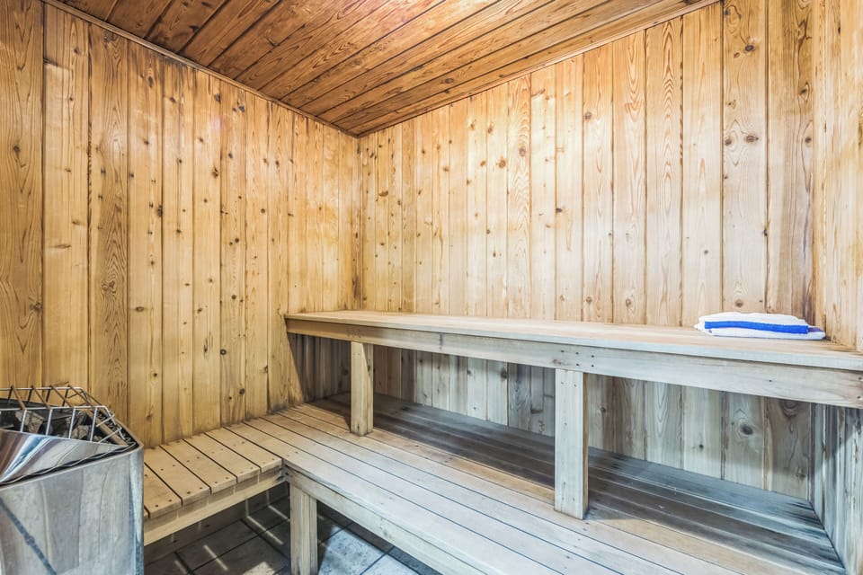 Unwind in the community sauna after a swim or a full day of outdoor adventures.