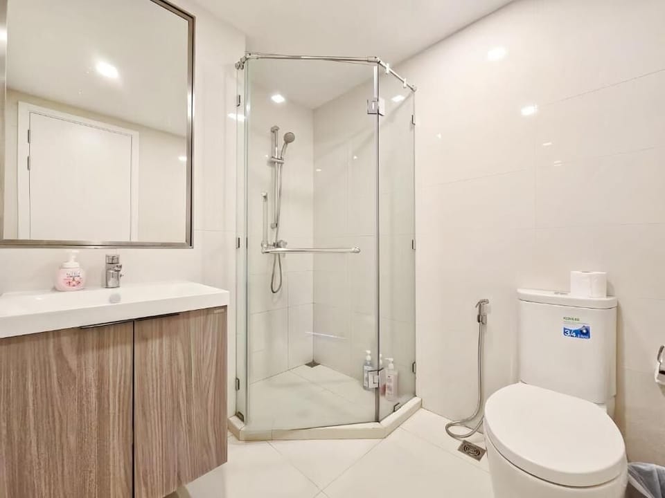 Apartment, 2 Bedrooms | Bathroom