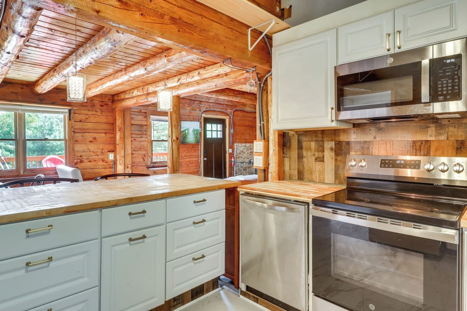Kitchen | 1st Floor