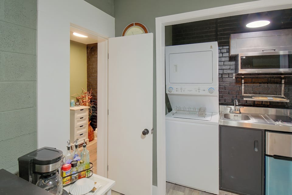 Kitchenette | In-Unit Laundry