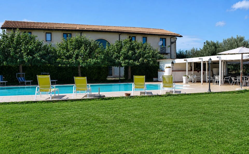 Autumn, Garden, Pool, Spring, Summer