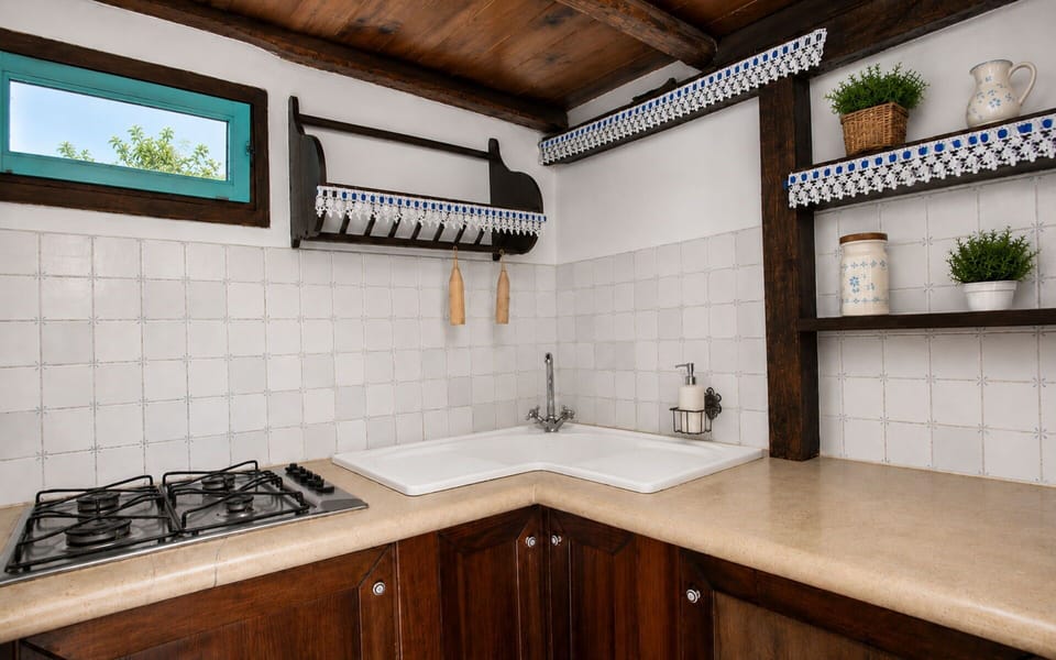 Autumn, Kitchen, Spring, Summer