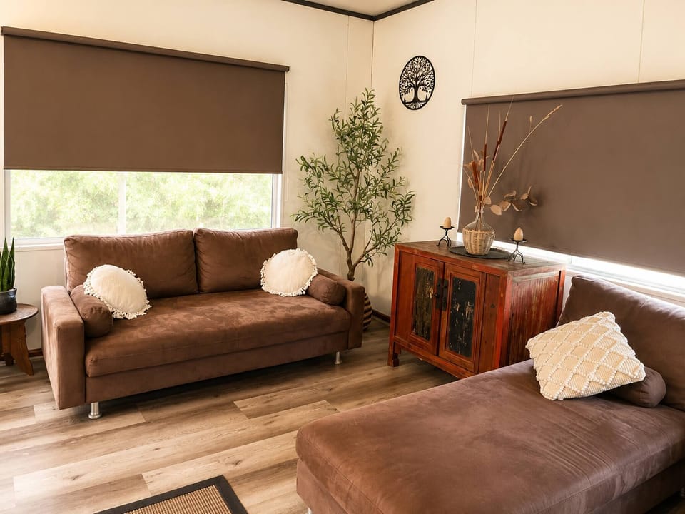 House, 2 Bedrooms, Fireplace | Living area