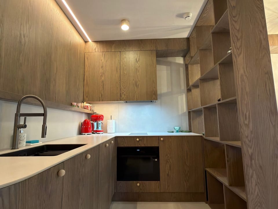 Premium Studio Suite, Balcony | Private kitchen | Espresso maker, electric kettle
