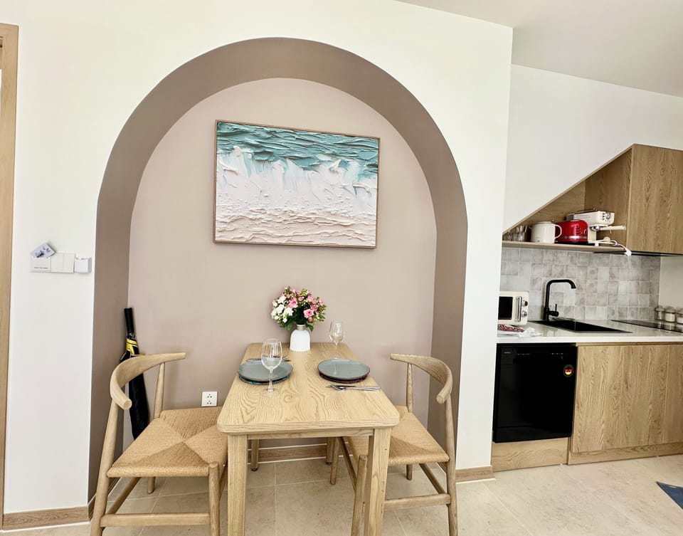 Family Villa, 1 Bedroom, Private Pool, Garden View | Dining