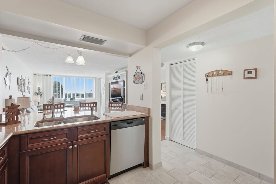 Fully equipped with modern appliances and thoughtful updates, the kitchen makes preparing meals simple and convenient, whether you're enjoying a quick breakfast or cooking a relaxing dinner.
