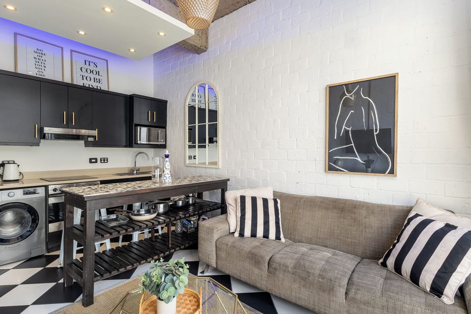 Deluxe Apartment, Mountain View | Interior
