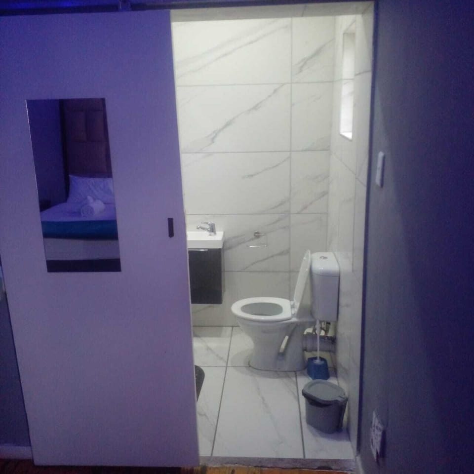 Room, 1 Bedroom, Smoking | Bathroom