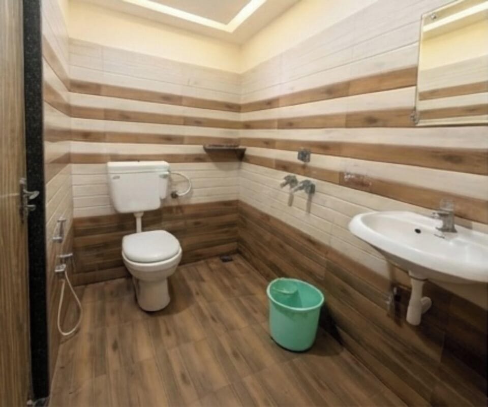 Hotel Bright stays Hotel in Thiruvananthapuram