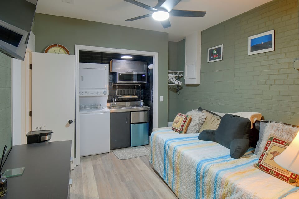 Apartment (0 Bedroom) | Front of property