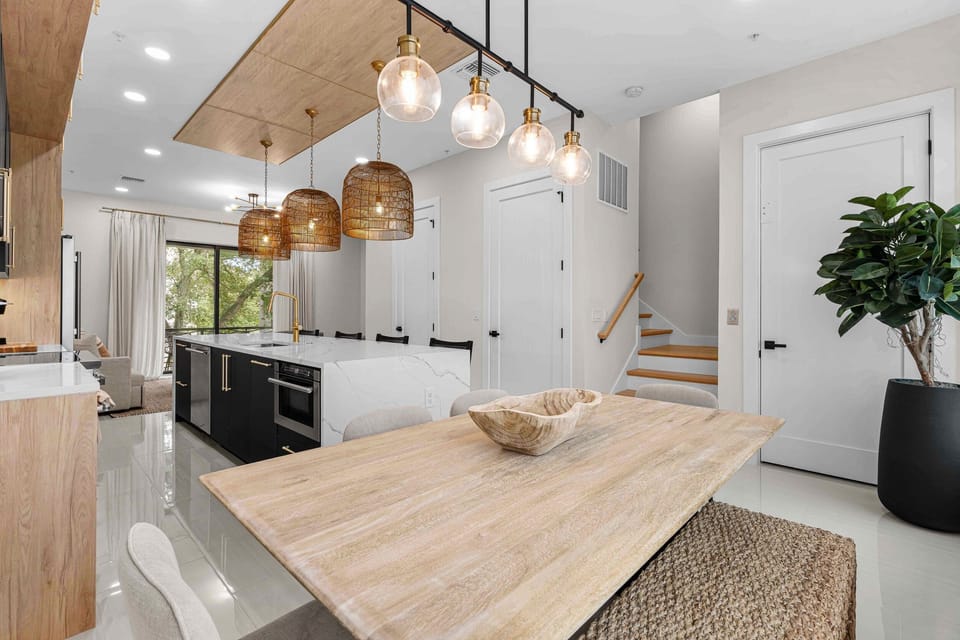 Townhome, 2 Bedrooms | Dining