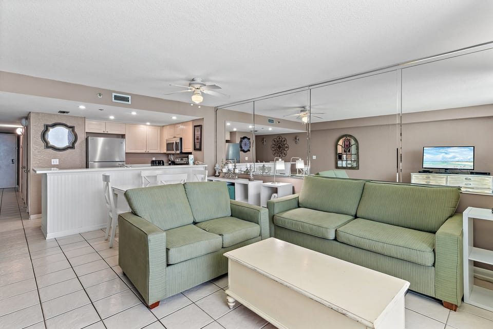 Spacious SunDestin 1409