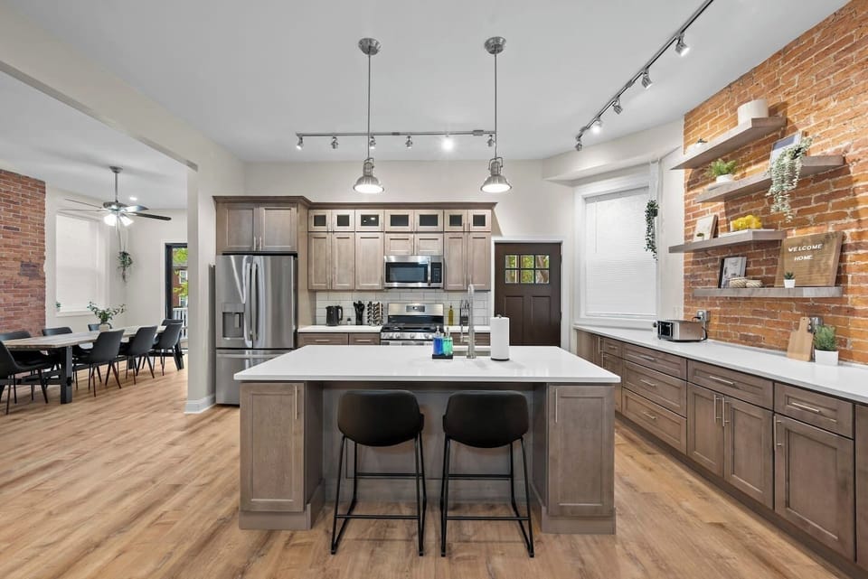 Huge, Fully Stocked Kitchen With NEW Stainless Steel Appliances
