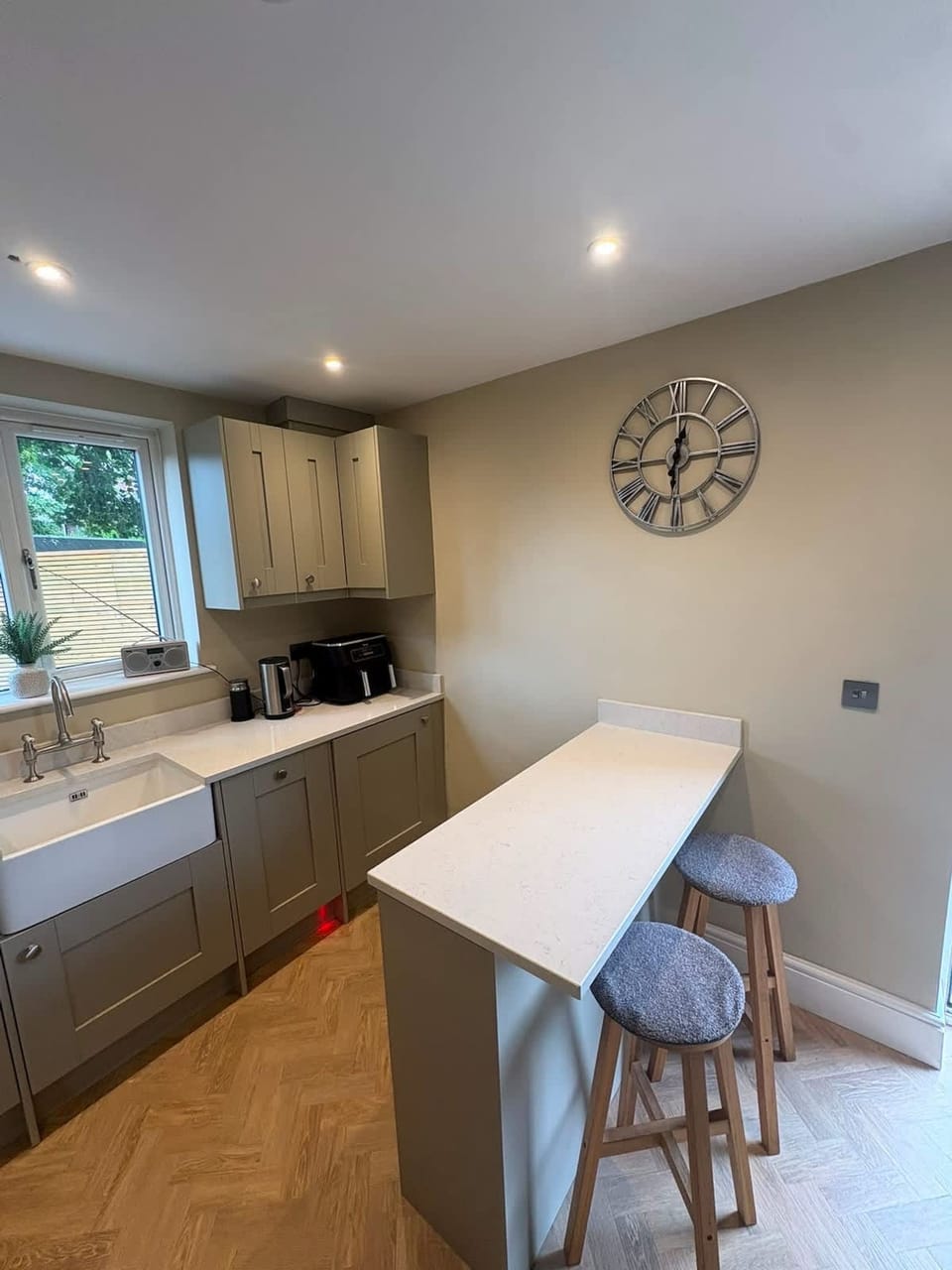House | 3 bedrooms, high-speed internet