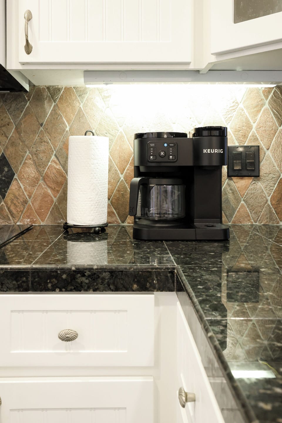 Condo, Multiple Beds (E304 Sparkling Waves) | Private kitchen