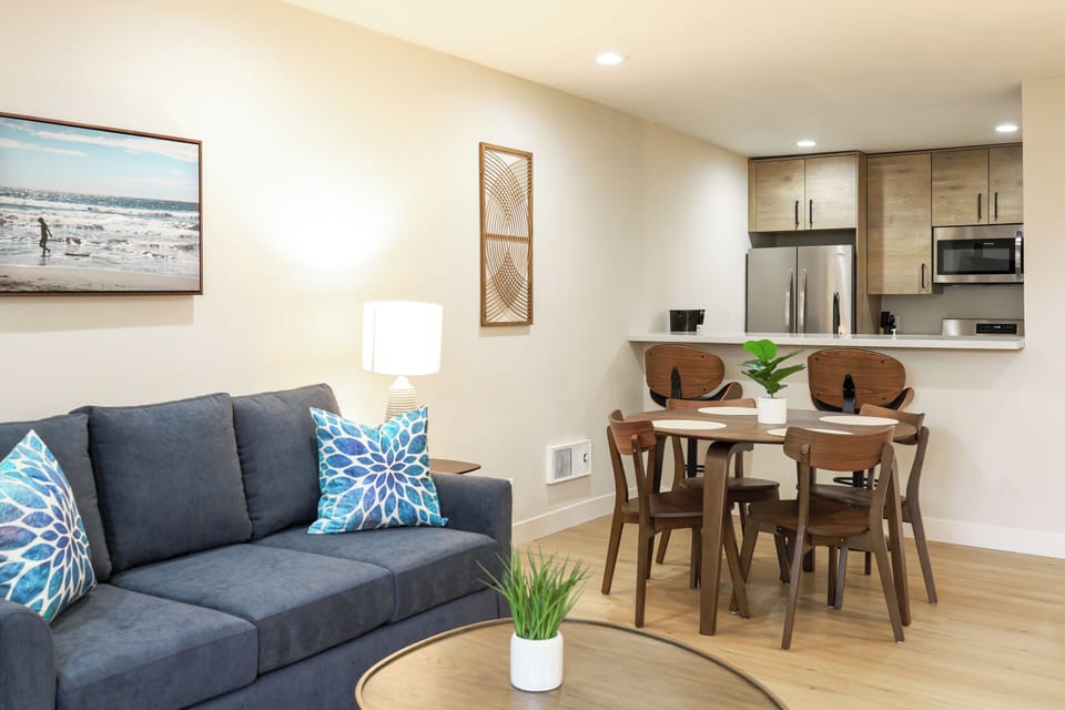 Condo, 1 King Bed with Sofa bed, Garden View (G104 Horizon Sweet) | Living area | Fireplace