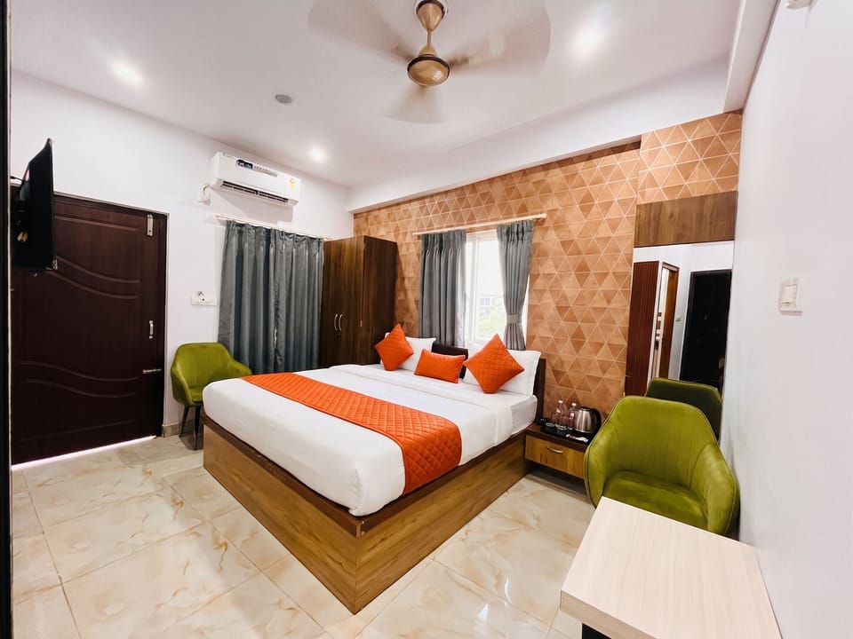 Deluxe Room | Desk, laptop workspace, WiFi (free)