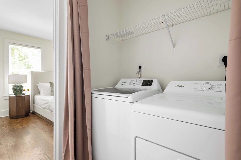 Washer + Dryer