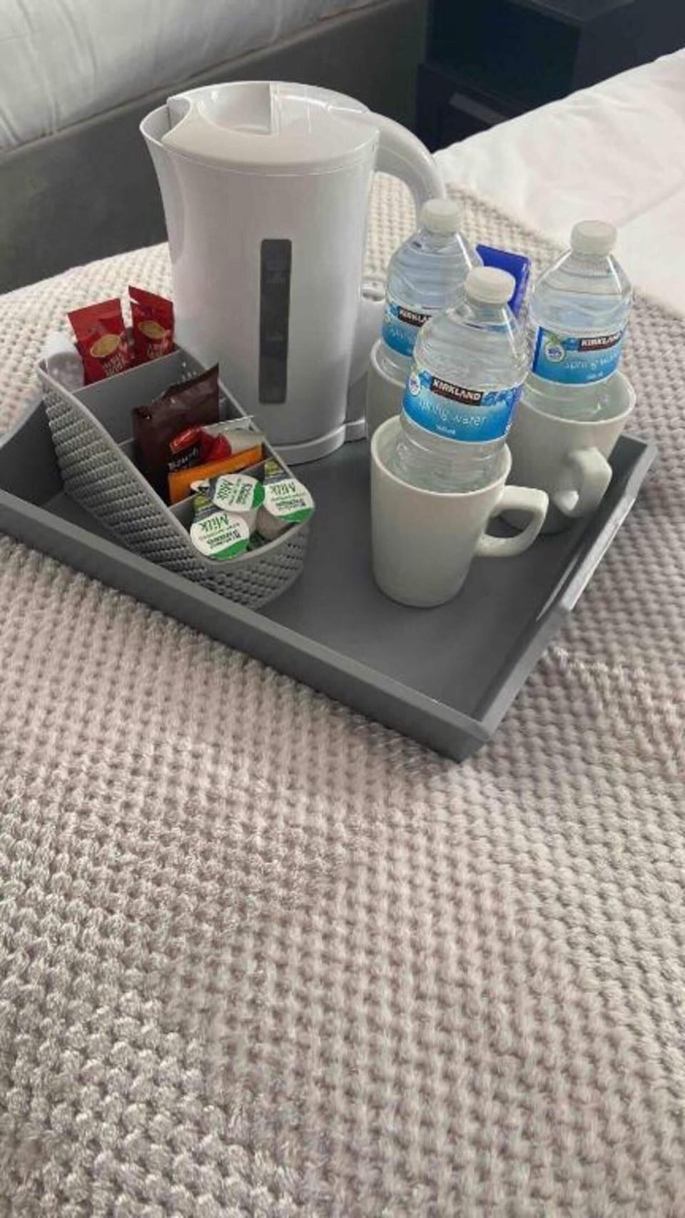Iron/ironing board, WiFi (free), bed sheets