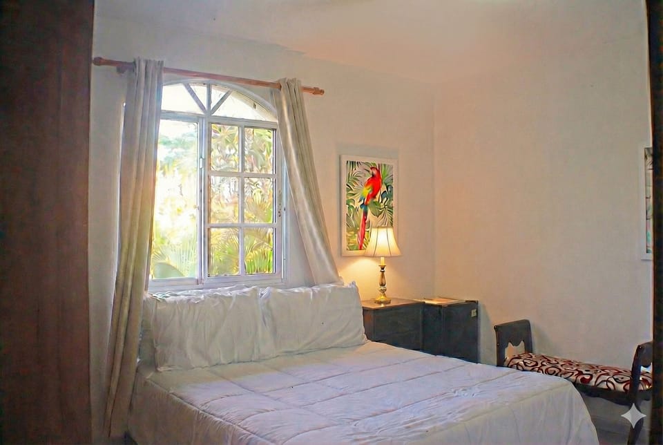 Basic Double Room | Minibar, WiFi (free), bed sheets