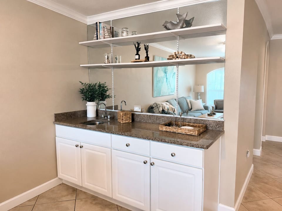 Wet bar