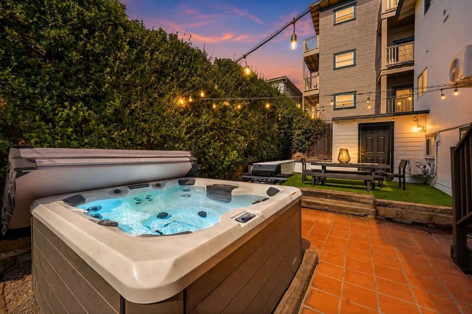 Private hot tub for a relaxing escape 💦☀️