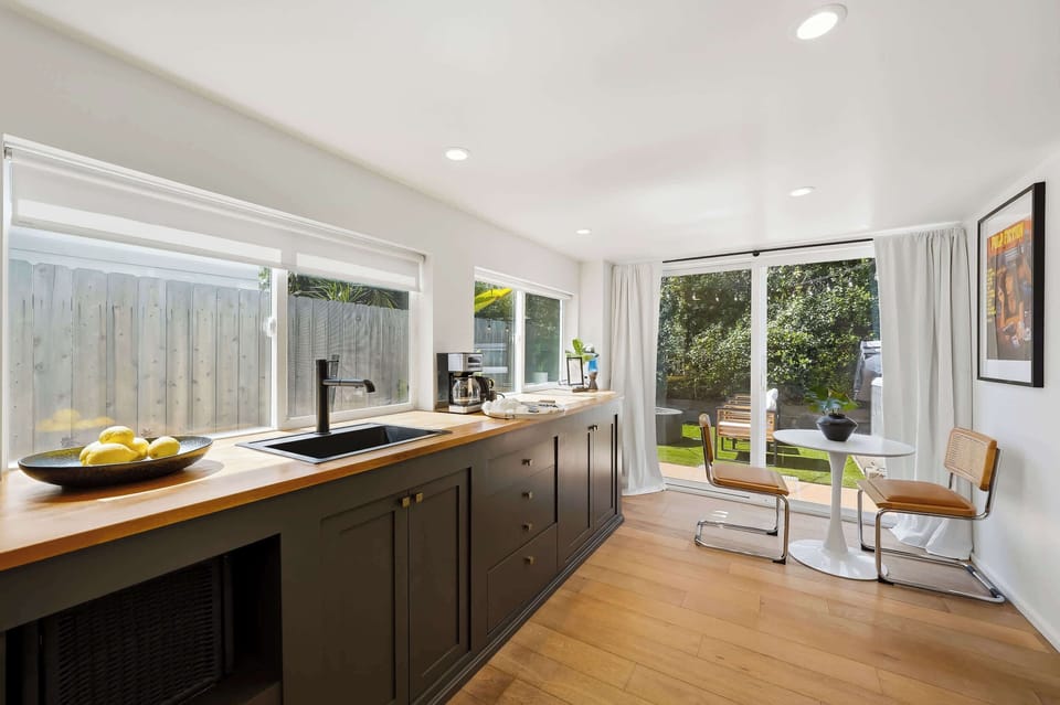 Bright kitchen with direct patio access 🍳🌿