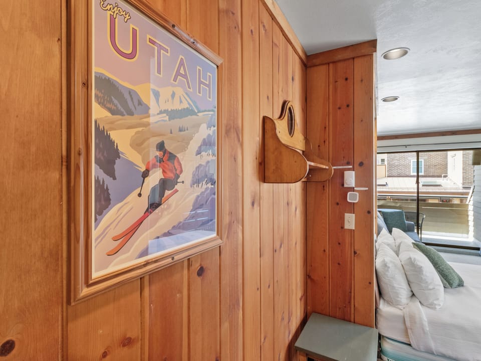 Decor / Storage