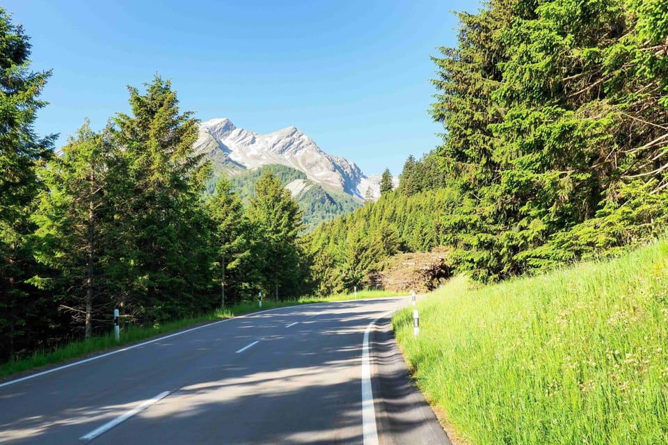 Road to the San Bernardino Pass