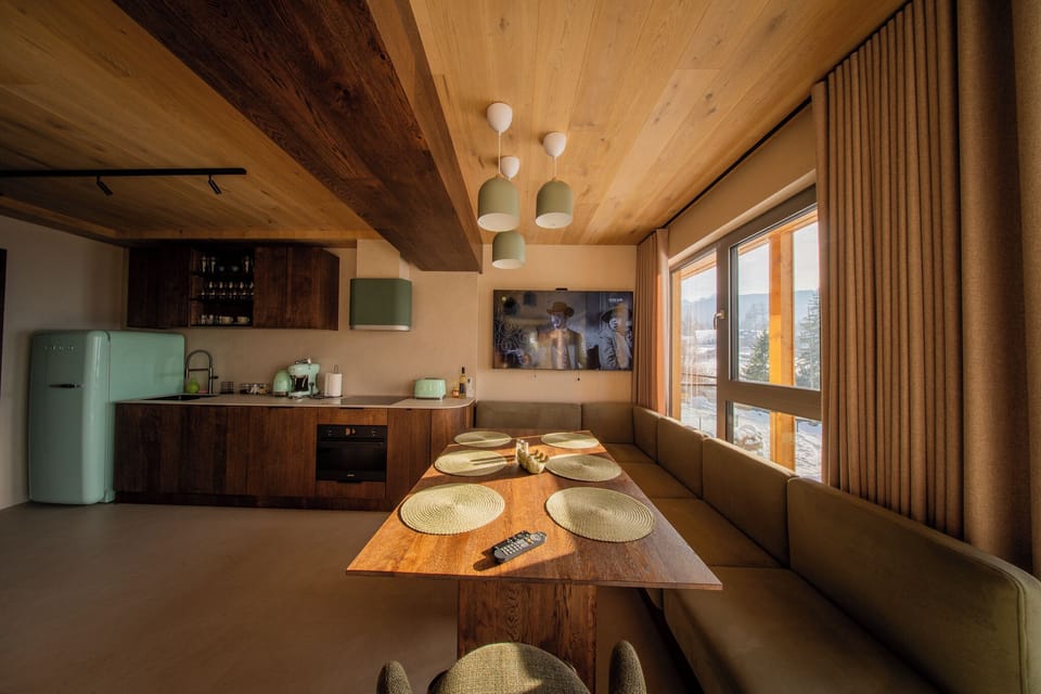 Luxury Apartment, Air conditioning, Mountain View | Interior