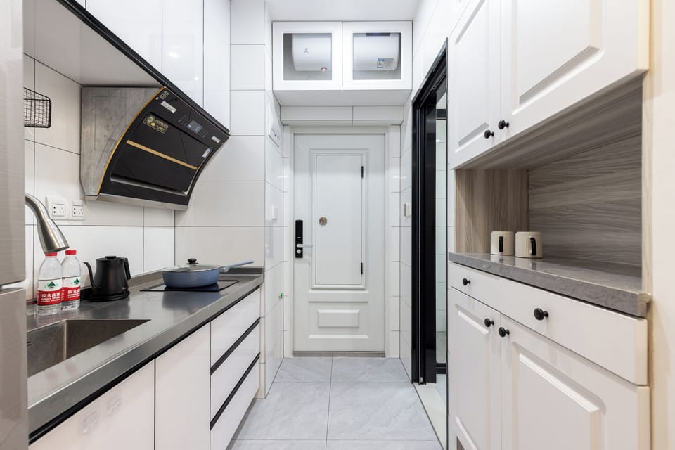 Superior Duplex | Private kitchenette | Fridge