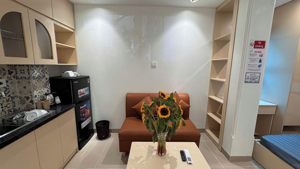 Standard Room, City View | Interior