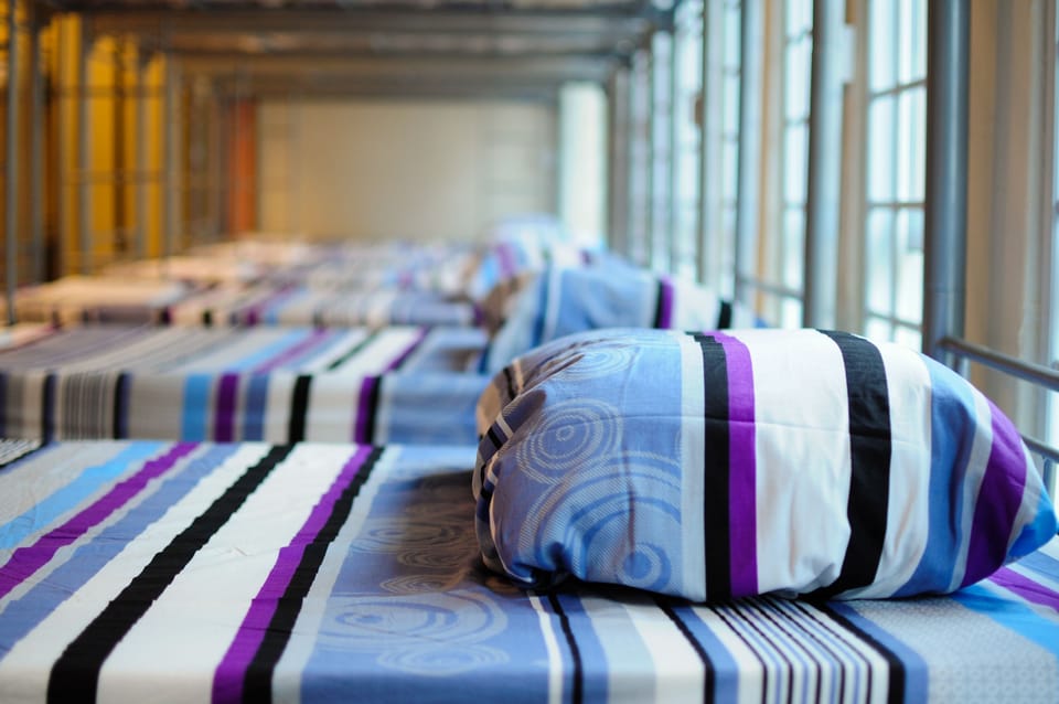 WiFi (free), bed sheets