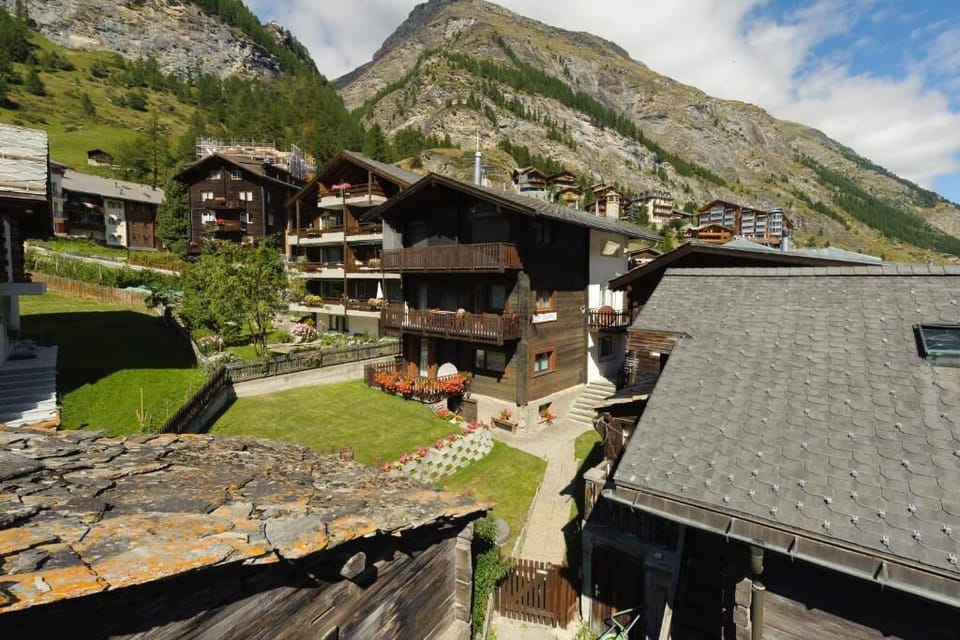 Apartment, Balcony, Mountain View | Exterior