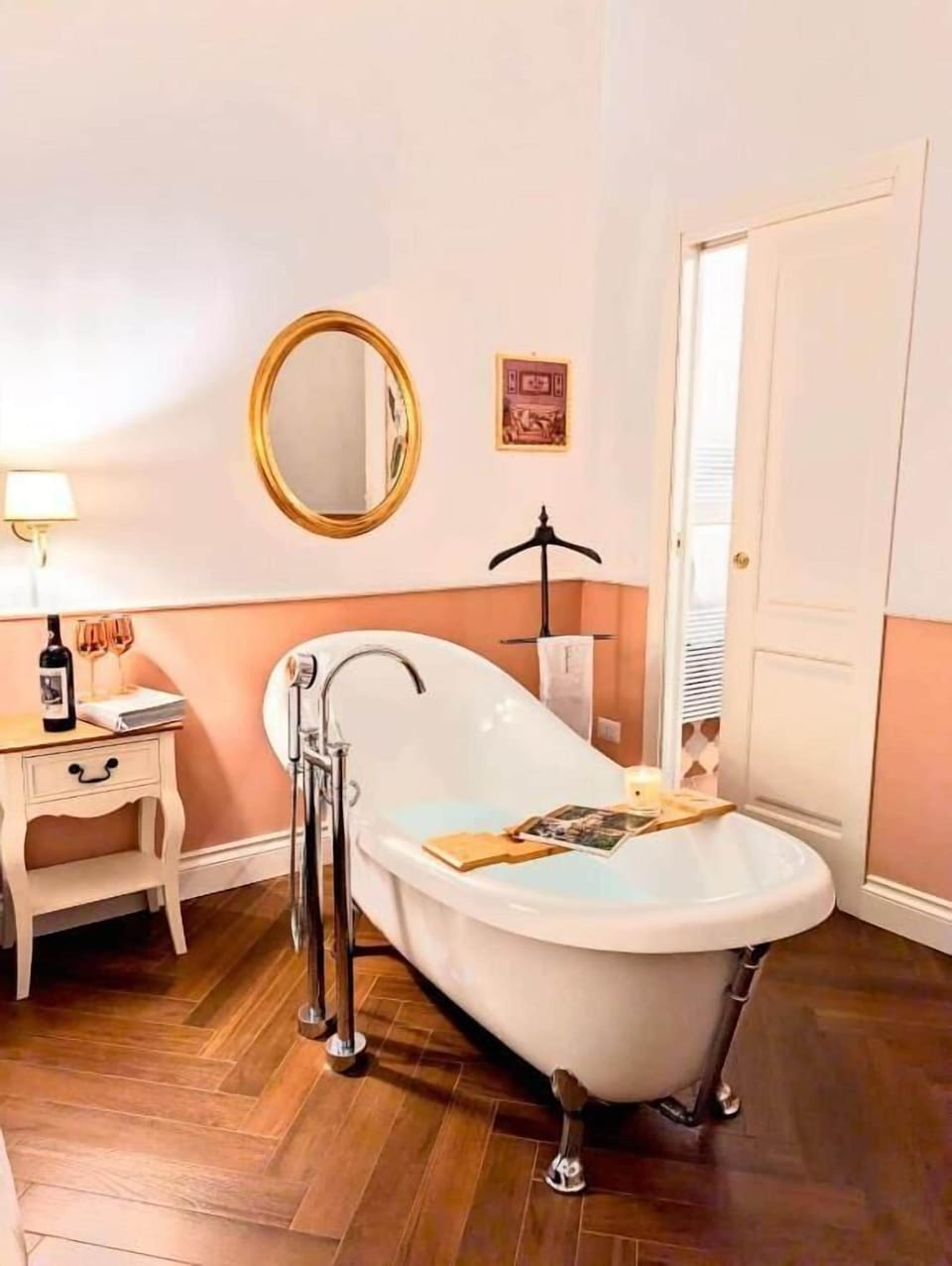 Deluxe Double Room, 1 King Bed, City View | Bathroom