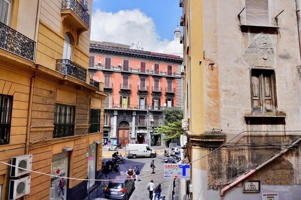 Deluxe Double Room, 1 King Bed, City View | Terrace/patio