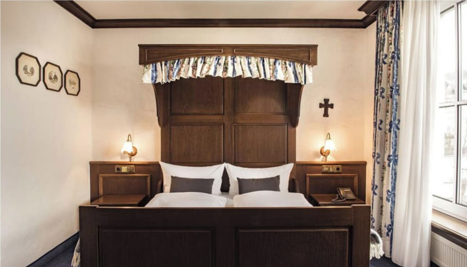 Bedroom. Interior and views may vary based on location and availability.