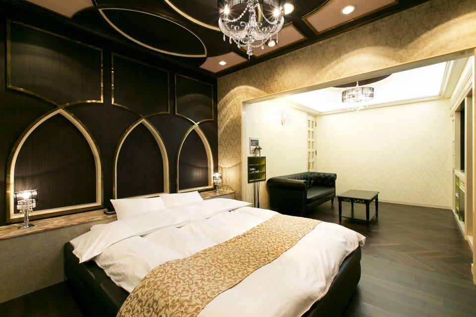 Junior Suite | Desk, soundproofing, WiFi (free), individually decorated