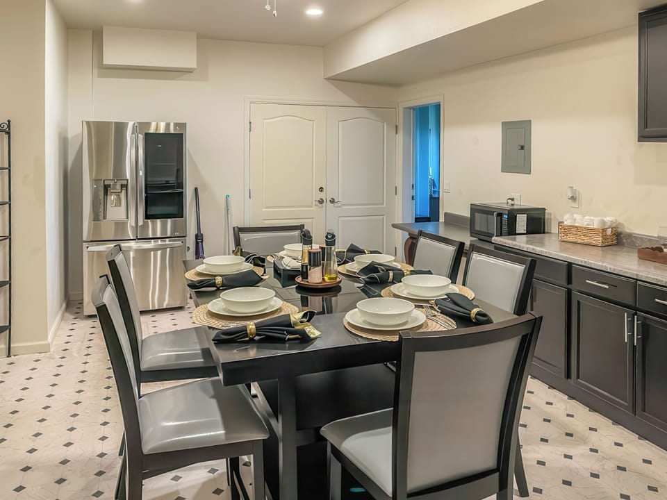 House, 3 Bedrooms, Garden View | Dining