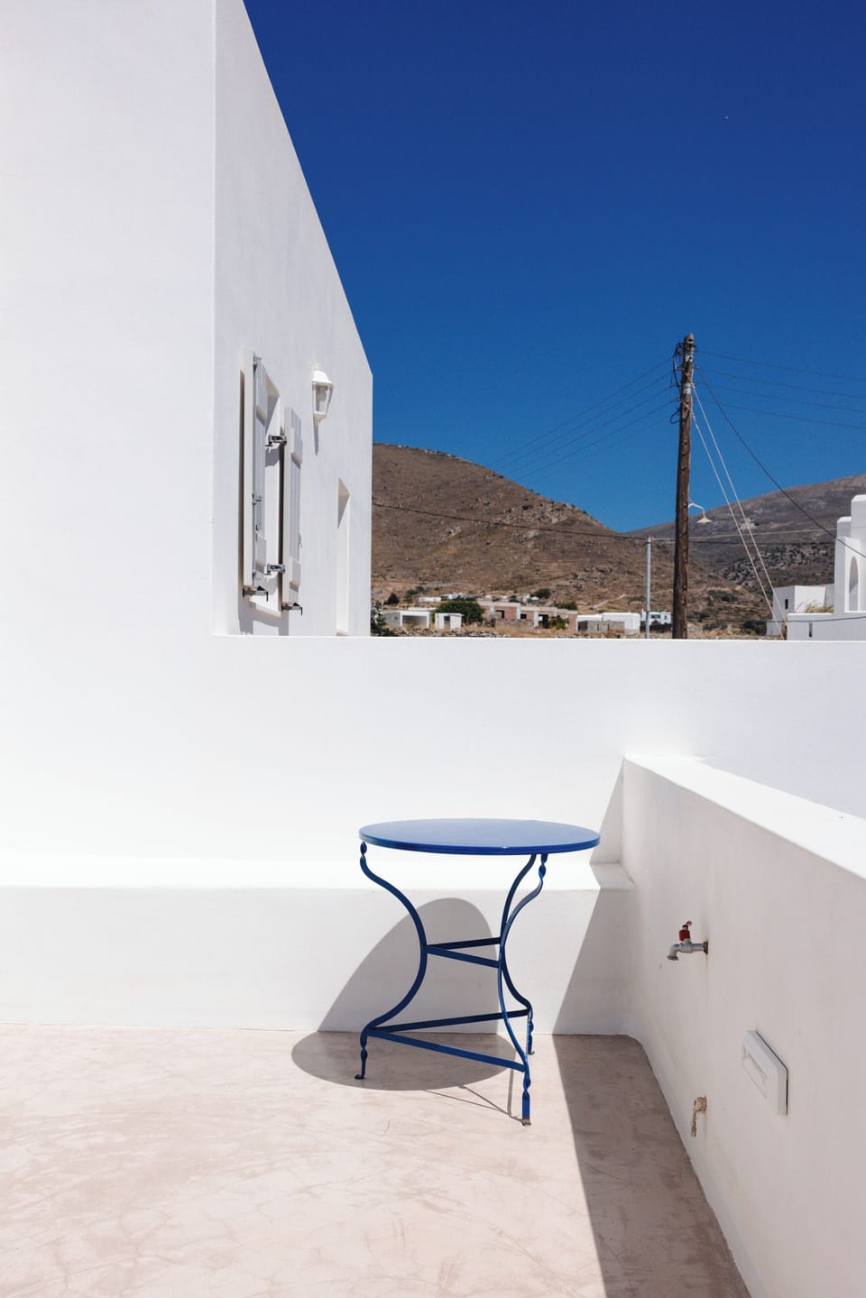 Sink into comfort, admire the Aegean and let the stars inspire your dreams.
