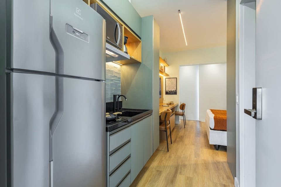 Comfort Apartment, 1 Queen Bed, Kitchen, City View | Private kitchen | Full-size fridge, microwave, stovetop, cookware/dishes/utensils