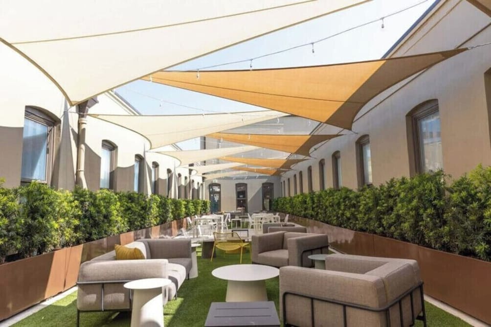 Sky lounge
