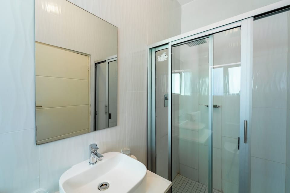 Double Room, Patio, Garden View | Bathroom