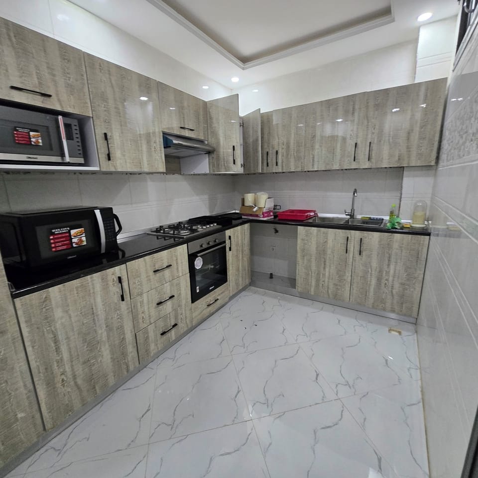 Deluxe Penthouse, Balcony, Beach View | Private kitchen