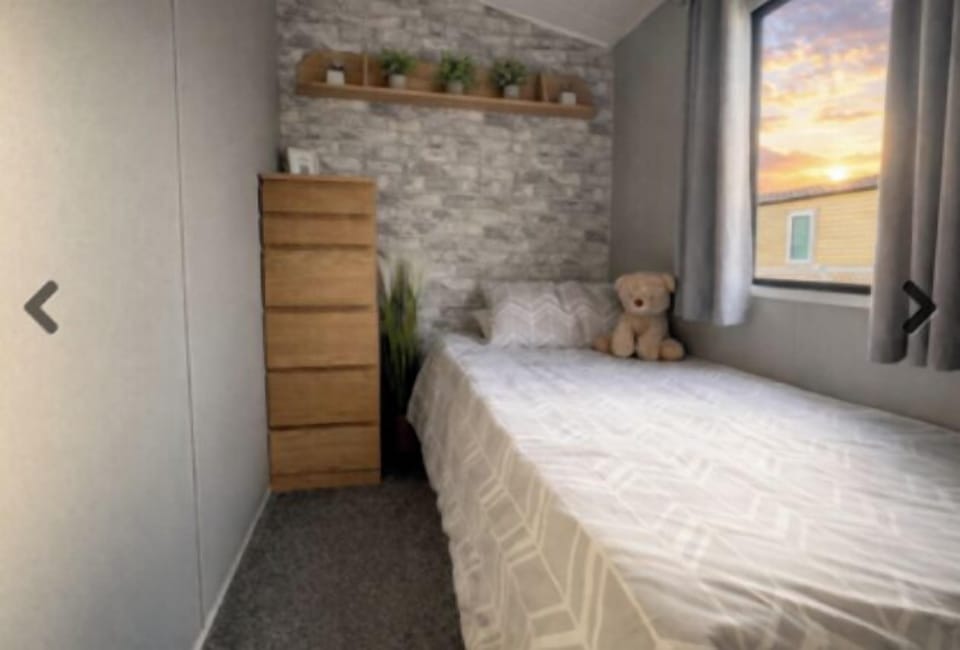 Single bedroom