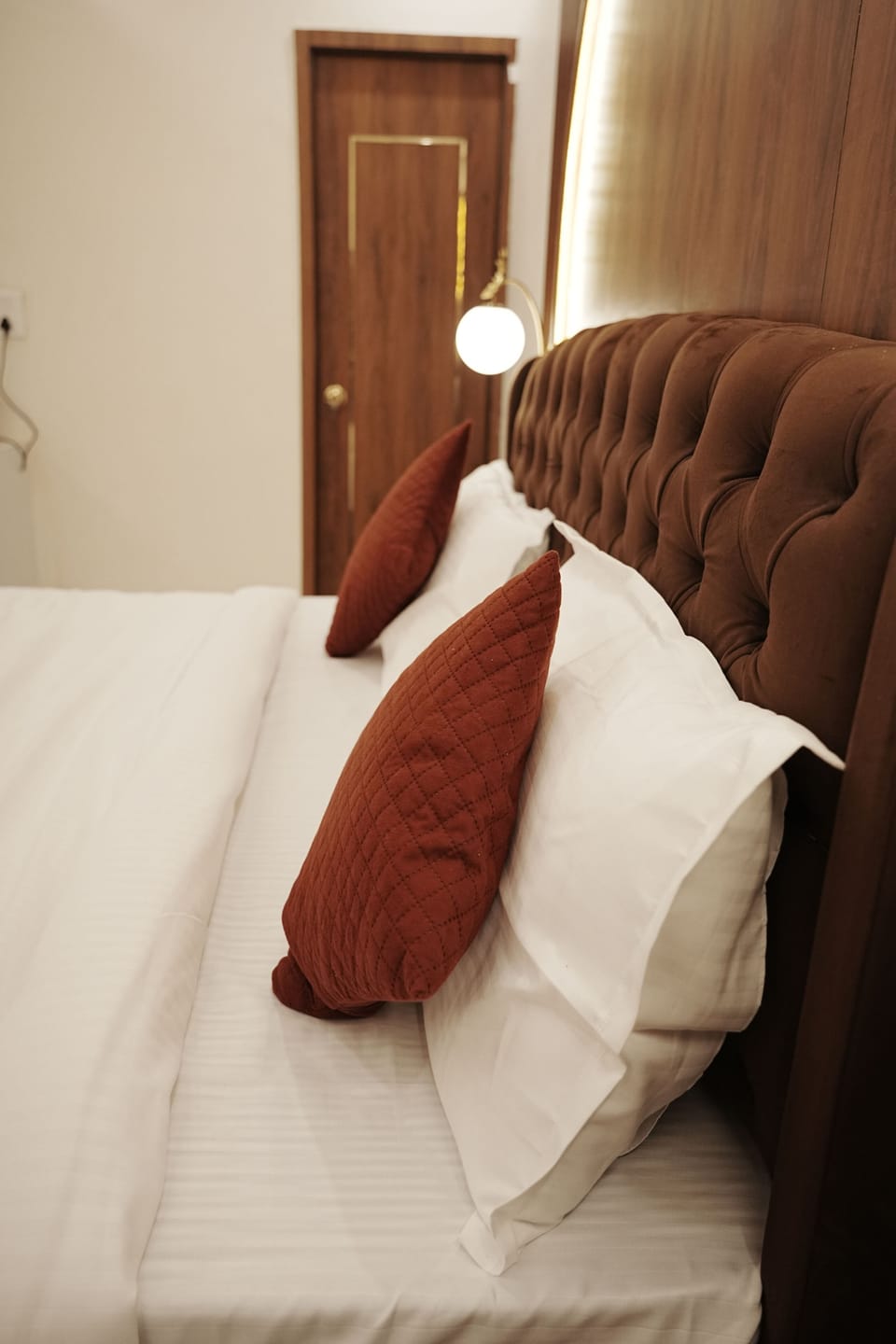 Deluxe Double Room | Desk, laptop workspace, soundproofing, iron/ironing board (on request)