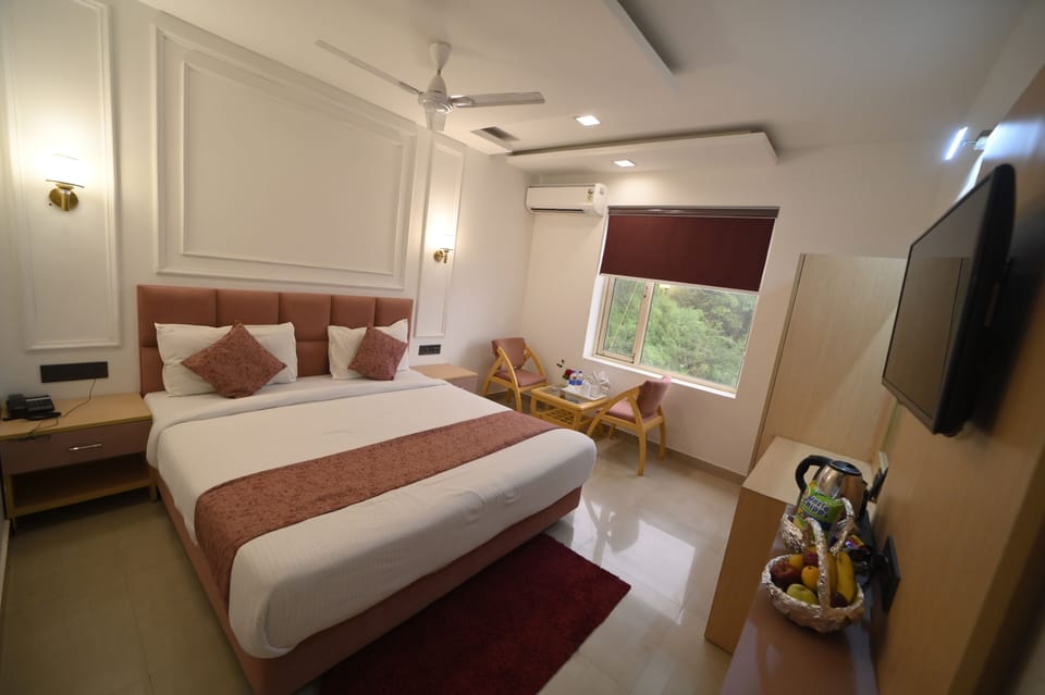 Deluxe Double Room | Desk, WiFi (free)