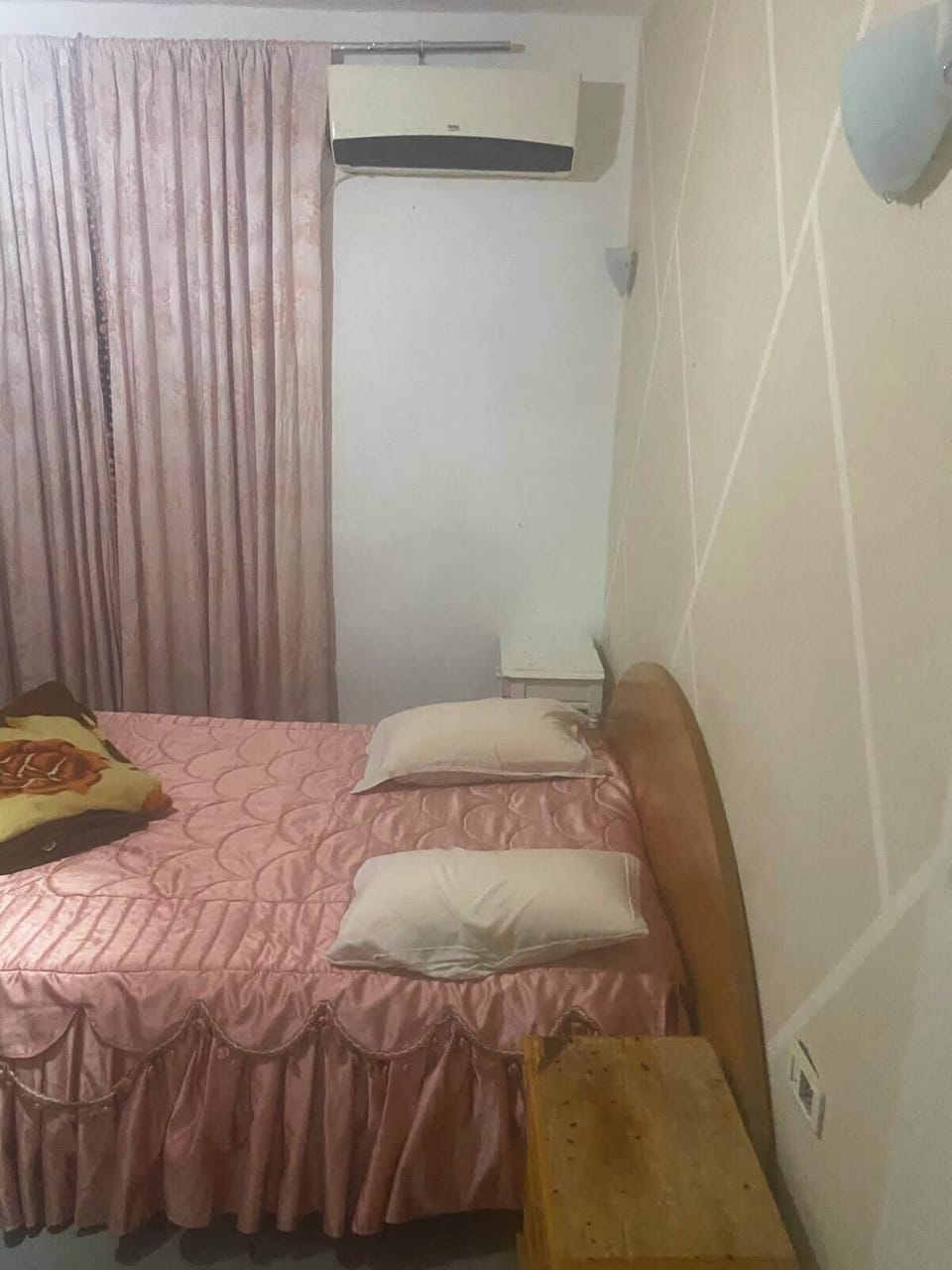 Comfort Studio, City View | Laptop workspace, WiFi (free), bed sheets
