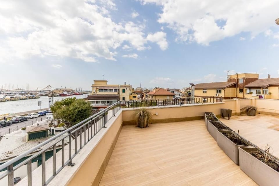 Double Room, River View | Terrace/patio